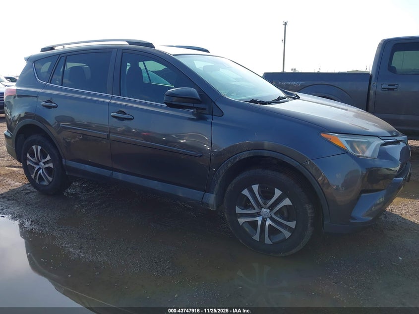 TOYOTA RAV4 LE