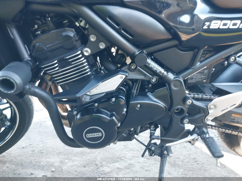 2022 Kawasaki Zr900 VIN: JKAZR2E15NA010223 Lot: 43747925