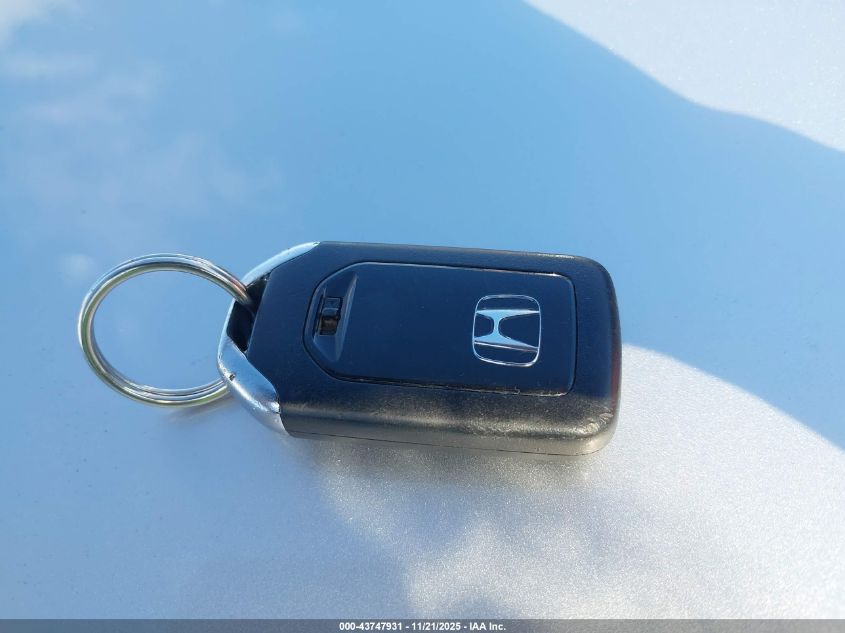 2016 Honda Odyssey Se VIN: 5FNRL5H30GB030640 Lot: 43747931