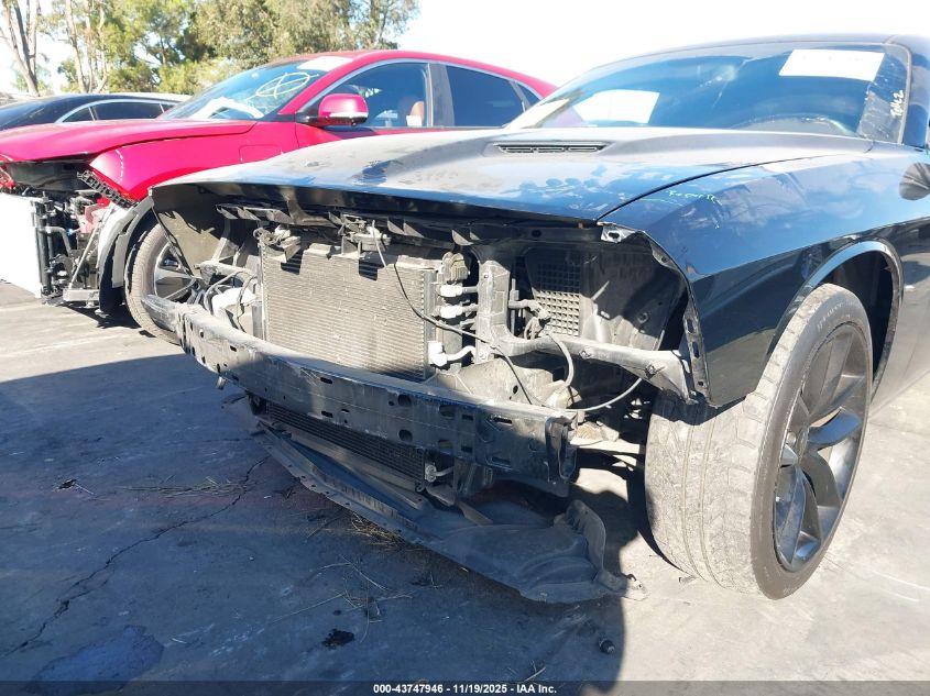 2018 Dodge Challenger Sxt VIN: 2C3CDZAG3JH245670 Lot: 43747946
