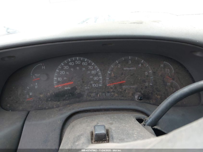 2000 Ford F-150 Lariat/Work Series/Xl/Xlt VIN: 1FTRX18LXYNA92126 Lot: 43747962