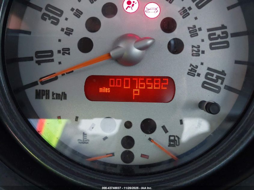 2004 Mini Cooper VIN: WMWRC33454TJ53215 Lot: 43748037