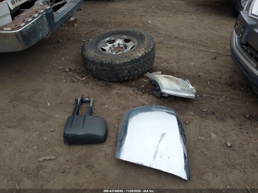 2007 Chevrolet Silverado 2500Hd Work Truck VIN: 1GCHC23607F515805 Lot: 43748048