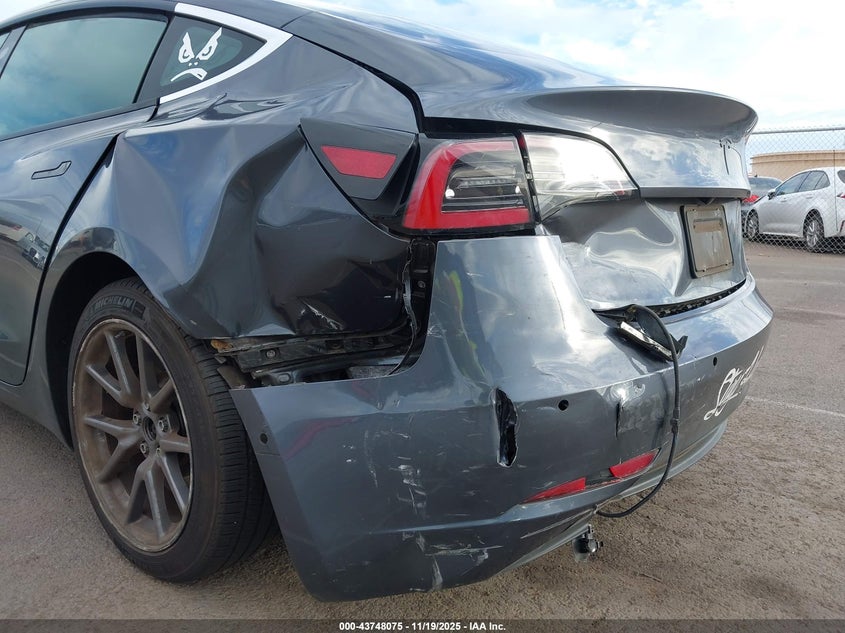 2020 Tesla Model 3 Standard Range Plus Rear-Wheel Drive/Standard Range Rear-Wheel Drive VIN: 5YJ3E1EA6LF658076 Lot: 43748075