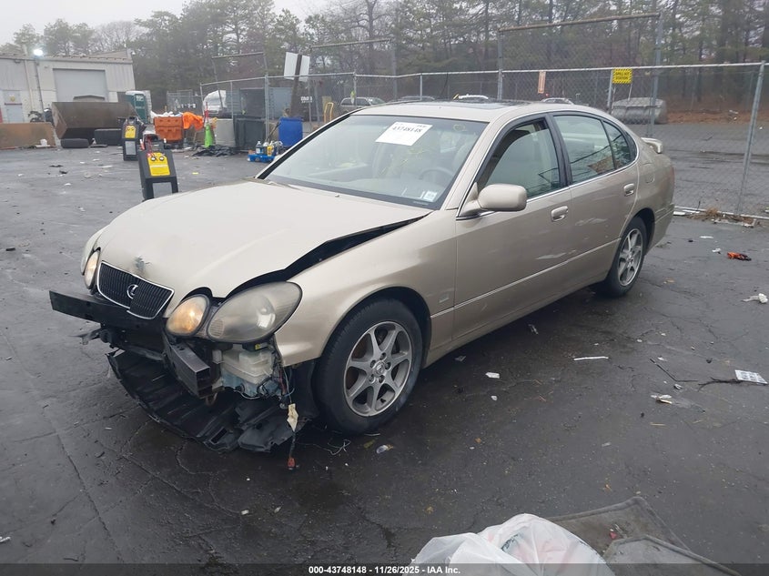 JT8BH68X3Y0026396 2000 LEXUS GS photo no. 2