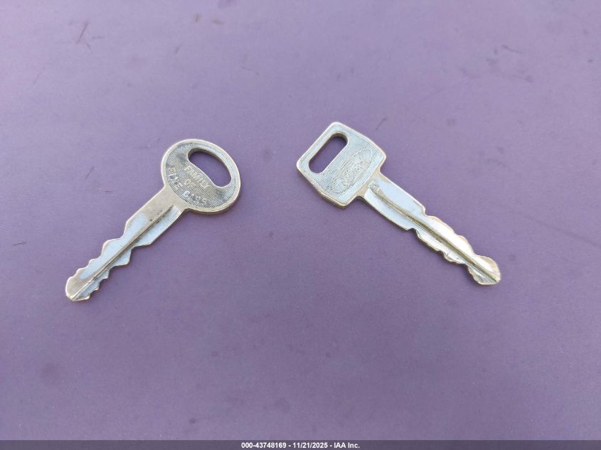 1992 Mercury Sable Gs VIN: 1MECM5041NA658119 Lot: 43748169