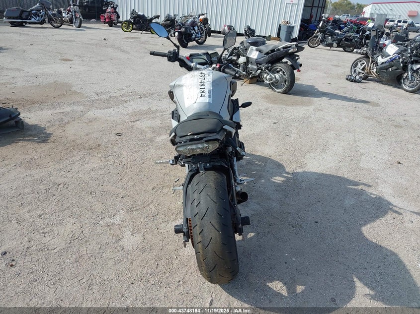 2019 Yamaha Mtn1000 VIN: JYARN48E1KA002381 Lot: 43748184