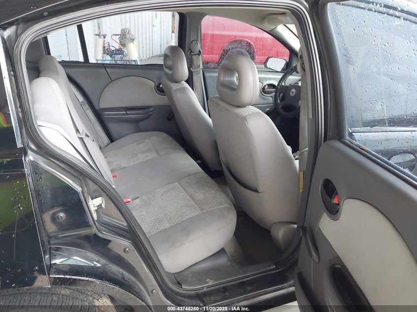 2006 Saturn Ion 2 VIN: 1G8AZ58F66Z180535 Lot: 43748280