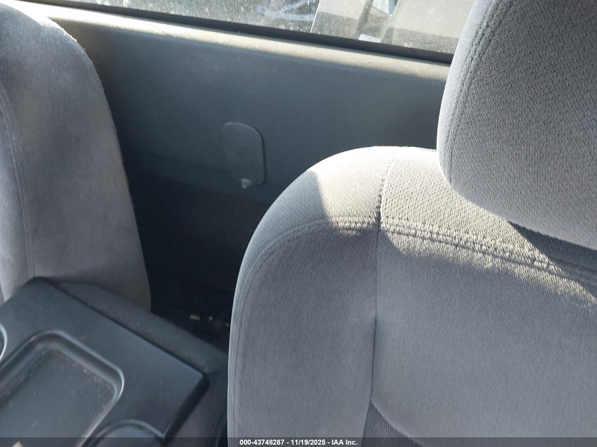 2006 GMC Sierra 2500Hd Work Truck VIN: 1GTHK24U86E126074 Lot: 43748287