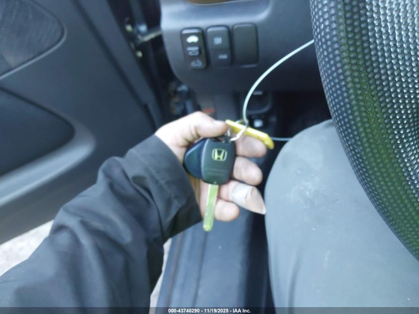 2005 Honda Cr-V Ex VIN: SHSRD78825U335986 Lot: 43748290