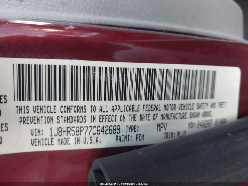 2007 Jeep Grand Cherokee Limited VIN: 1J8HR58P77C642689 Lot: 43748315