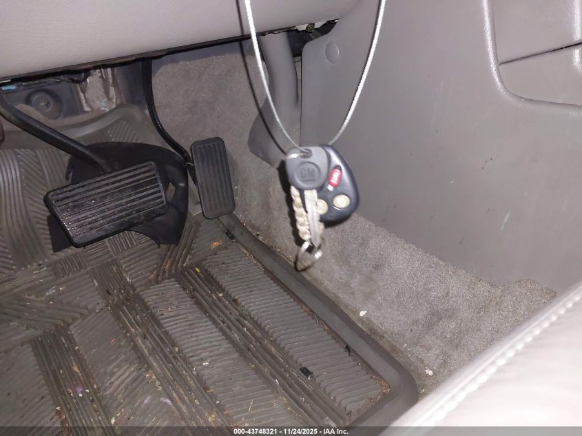 2005 Chevrolet Tahoe Lt VIN: 1GNEK13T65J196742 Lot: 43748321