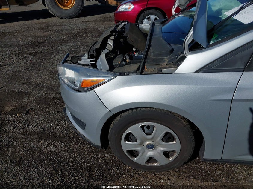 1FADP3E29GL389986 2016 FORD FOCUS photo no. 13
