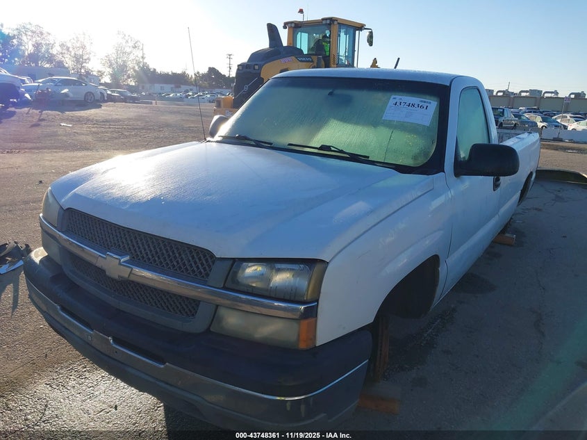 1GCEC14V05Z219309 2005 CHEVROLET SILVERADO photo no. 2