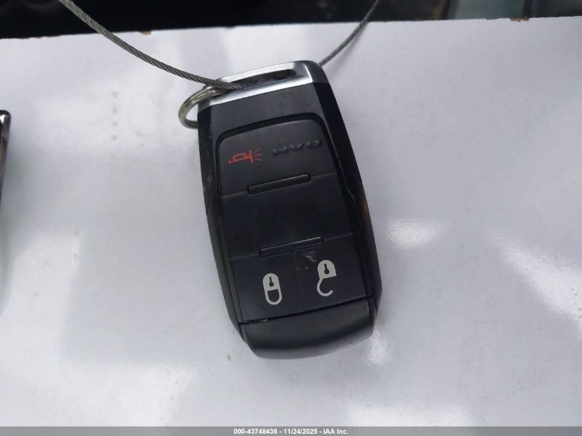 2020 Ram 3500 Tradesman 4X4 8' Box VIN: 3C63R3GL4LG233813 Lot: 43748436