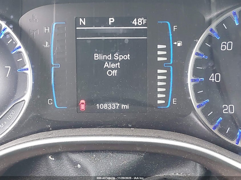 2017 Chrysler Pacifica Touring-L VIN: 2C4RC1BG8HR587435 Lot: 43748476