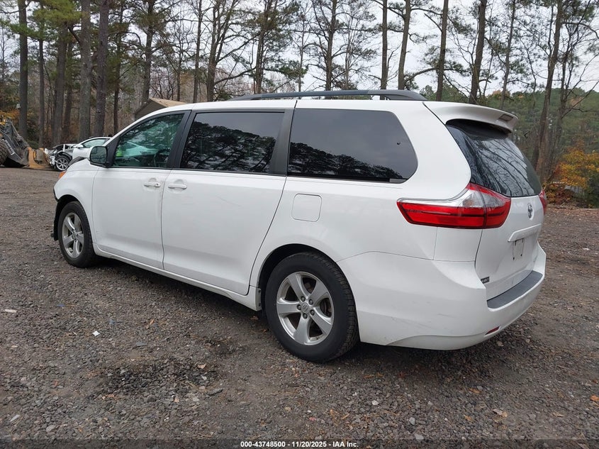 5TDKK3DC1FS669568 2015 TOYOTA SIENNA photo no. 3