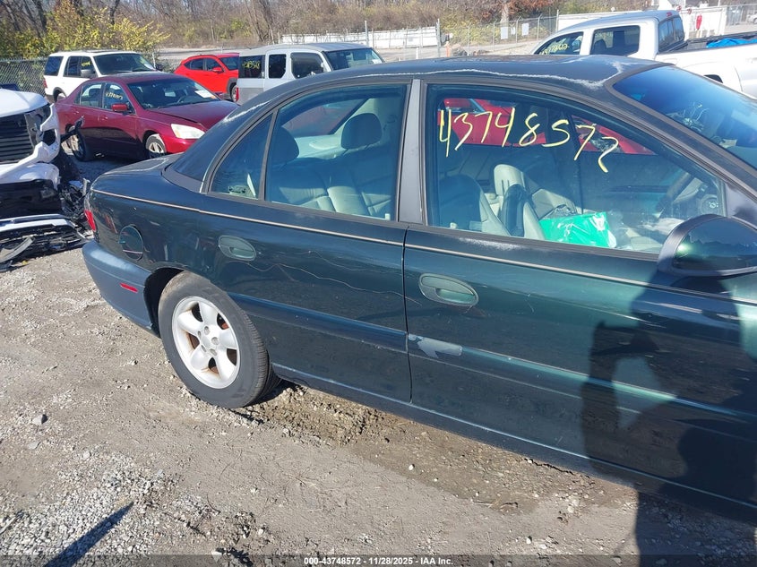 1997 Cadillac Catera Standard VIN: W06VR52R2VR058104 Lot: 43748572