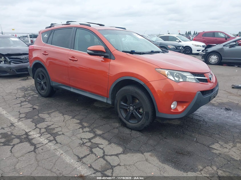 TOYOTA RAV4 XLE