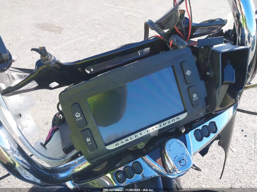 2014 Harley-Davidson Flhxs Street Glide Special VIN: 1HD1KRM14EB628563 Lot: 43748652