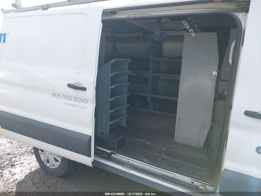 2017 Ford Transit-250 VIN: 1FTYR1YM0HKB18801 Lot: 43748680