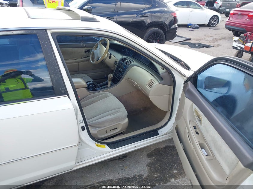 4T1BF28B9YU094498 2000 TOYOTA AVALON photo no. 5