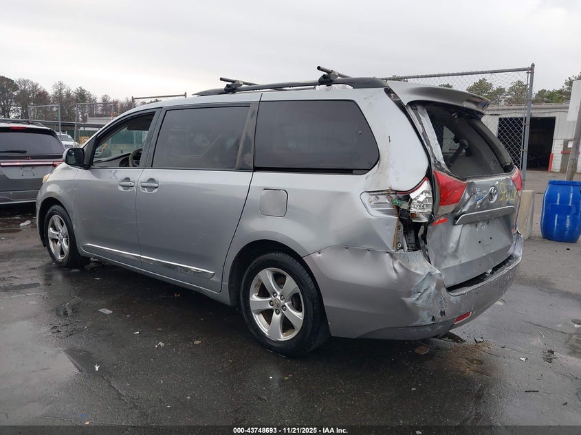 2012 Toyota Sienna Le V6 8 Passenger VIN: 5TDKK3DC5CS206053 Lot: 43748693