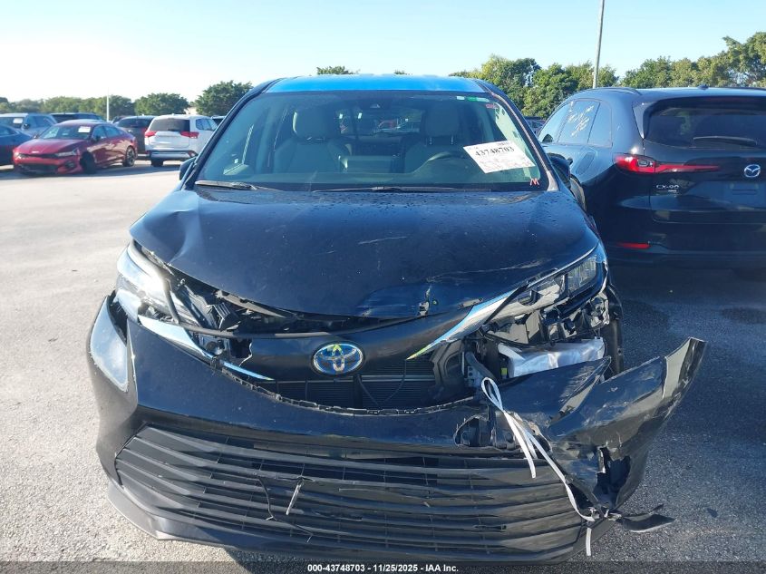 2024 Toyota Sienna - 5TDKRKEC4RS193132