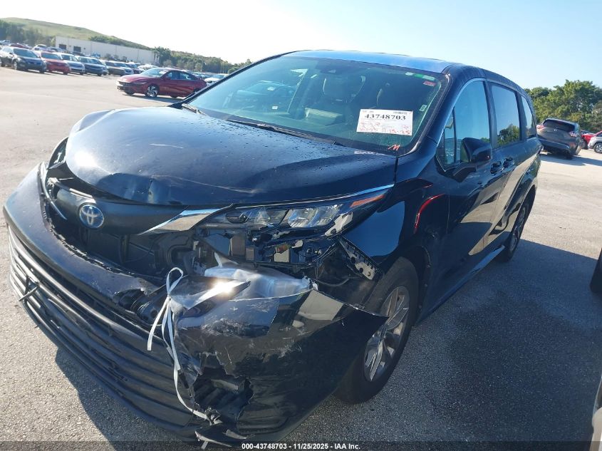 2024 Toyota Sienna - 5TDKRKEC4RS193132