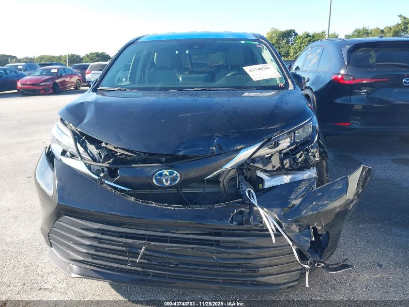 2024 Toyota Sienna - 5TDKRKEC4RS193132