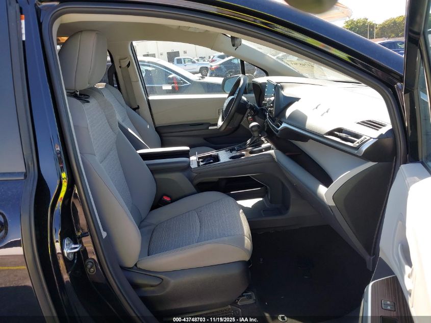 2024 Toyota Sienna - 5TDKRKEC4RS193132