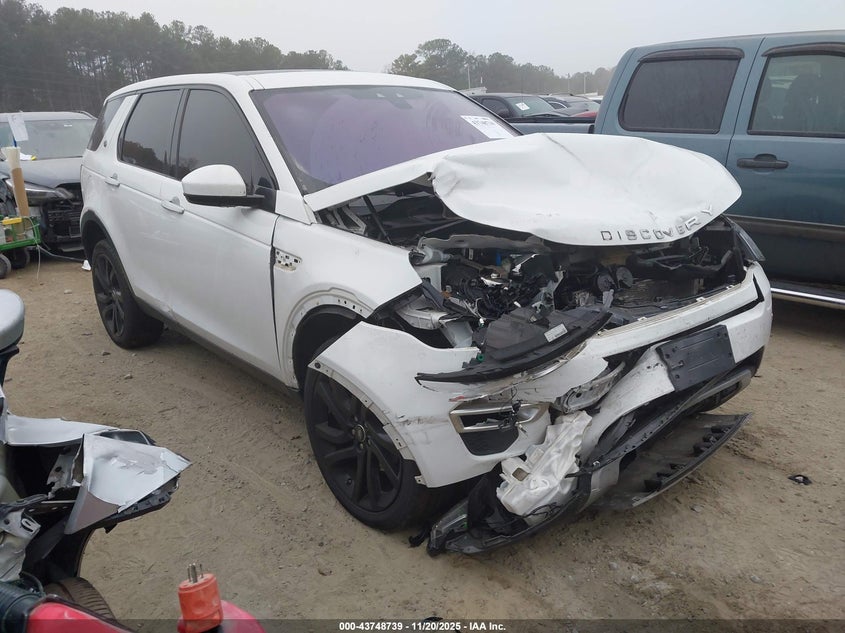 LAND ROVER DISCOVERY HSE LUX
