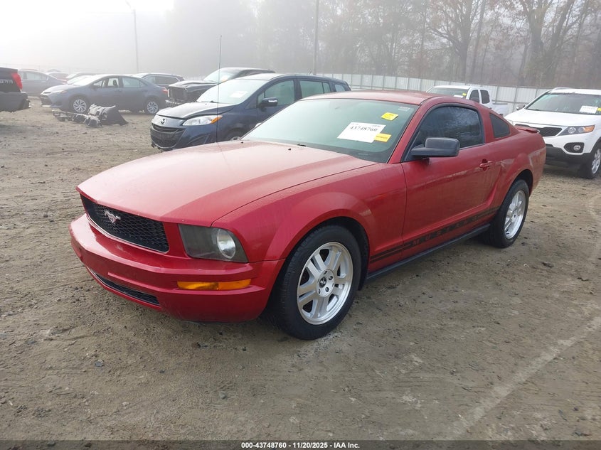 1ZVFT80N575288328 2007 FORD MUSTANG photo no. 2