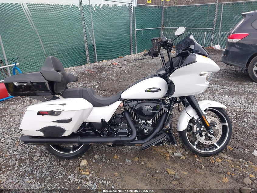 2024 Harley-Davidson Fltrx VIN: 1HD1KH718RB654983 Lot: 43748788