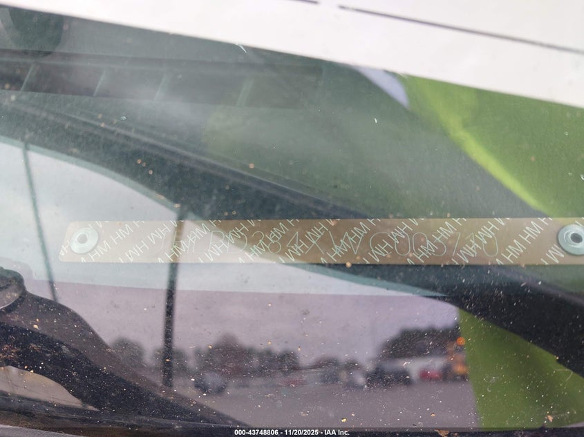 1998 Honda Cr-V Lx VIN: JHLRD284XWC003710 Lot: 43748806