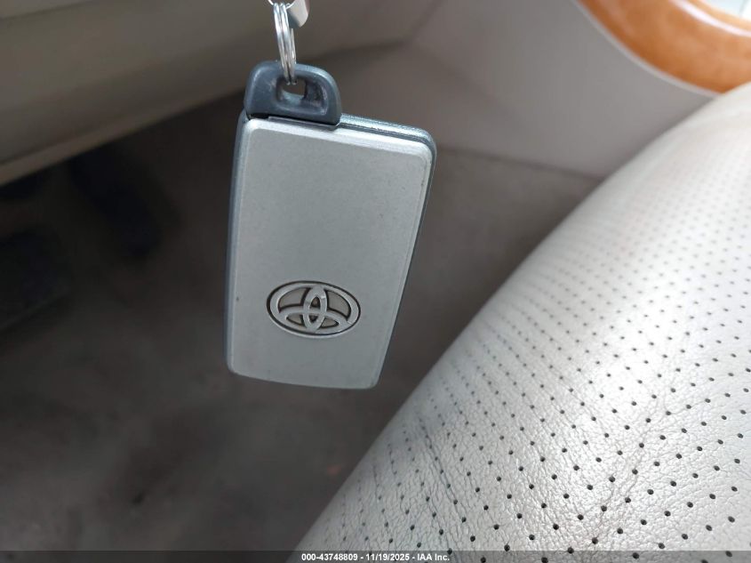 2005 Toyota Avalon Limited VIN: 4T1BK36B15U057235 Lot: 43748809