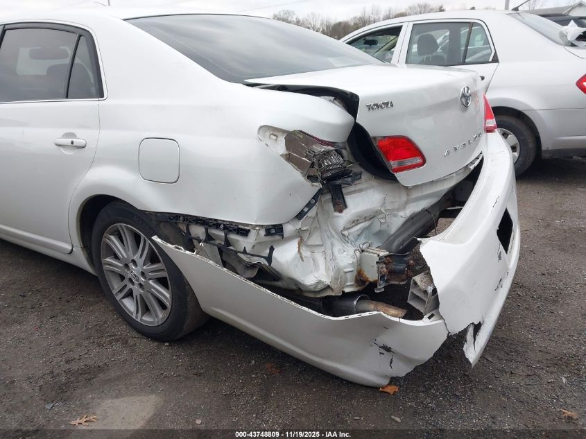 2005 Toyota Avalon Limited VIN: 4T1BK36B15U057235 Lot: 43748809