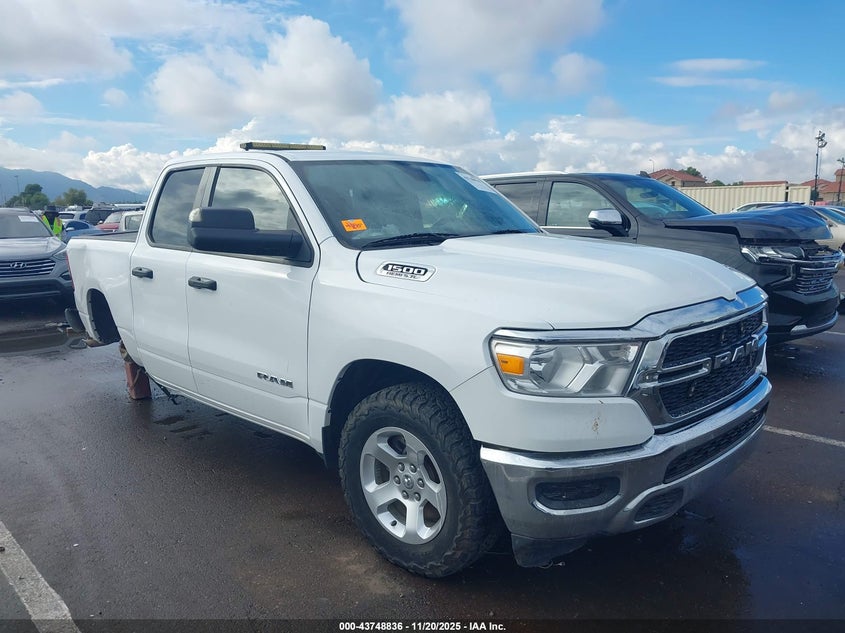 RAM 1500 TRADESMAN 4X2 6 4 BOX