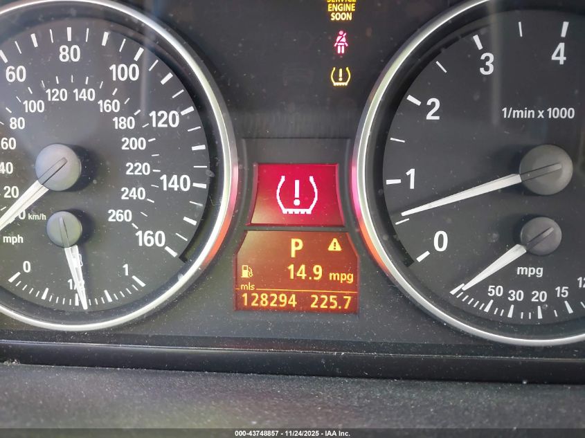 2007 BMW 328Xi VIN: WBAVC93587KX59158 Lot: 43748857