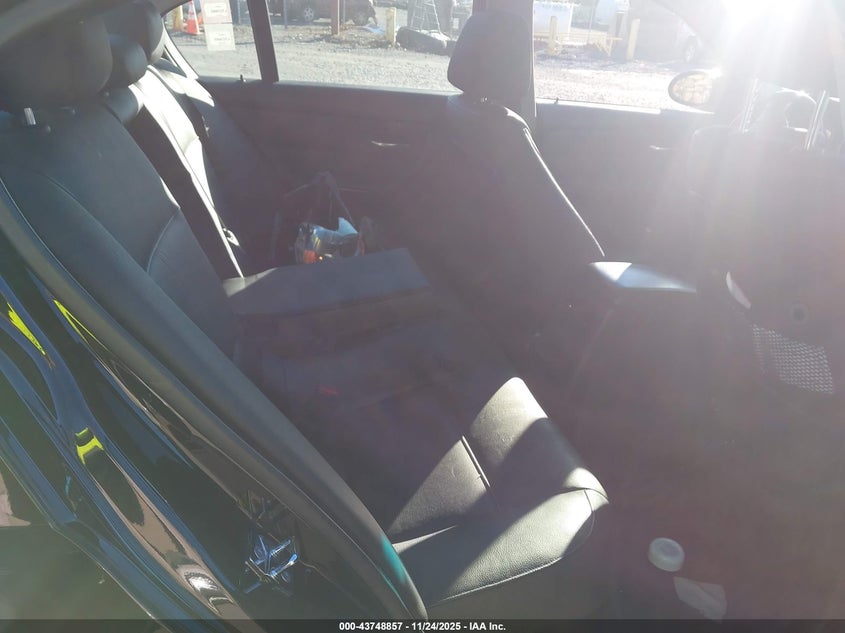 2007 BMW 328Xi VIN: WBAVC93587KX59158 Lot: 43748857