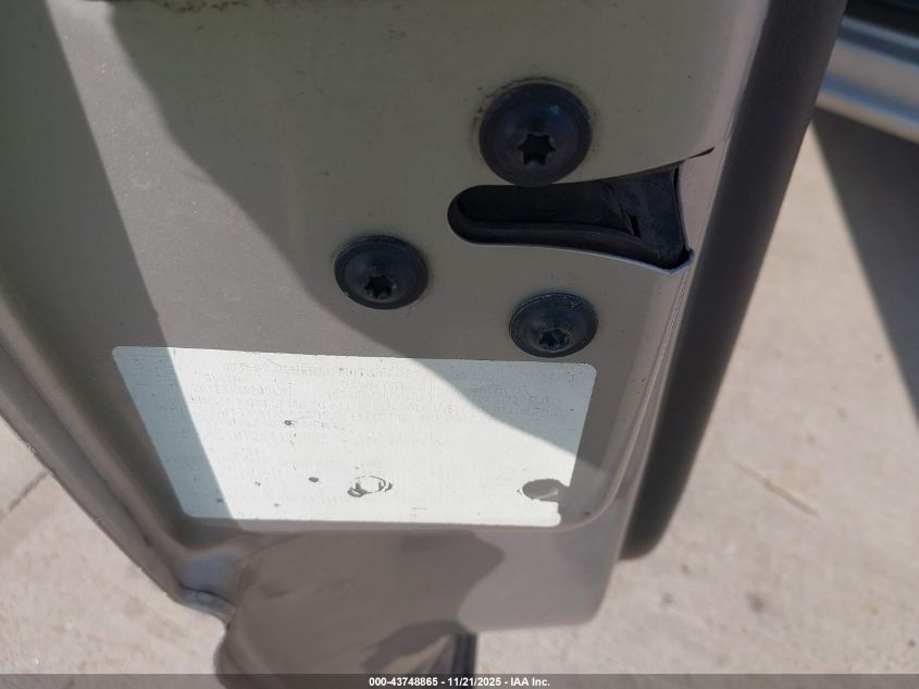 2004 Chevrolet Silverado 1500 Ls VIN: 2GCEC19T341130803 Lot: 43748865