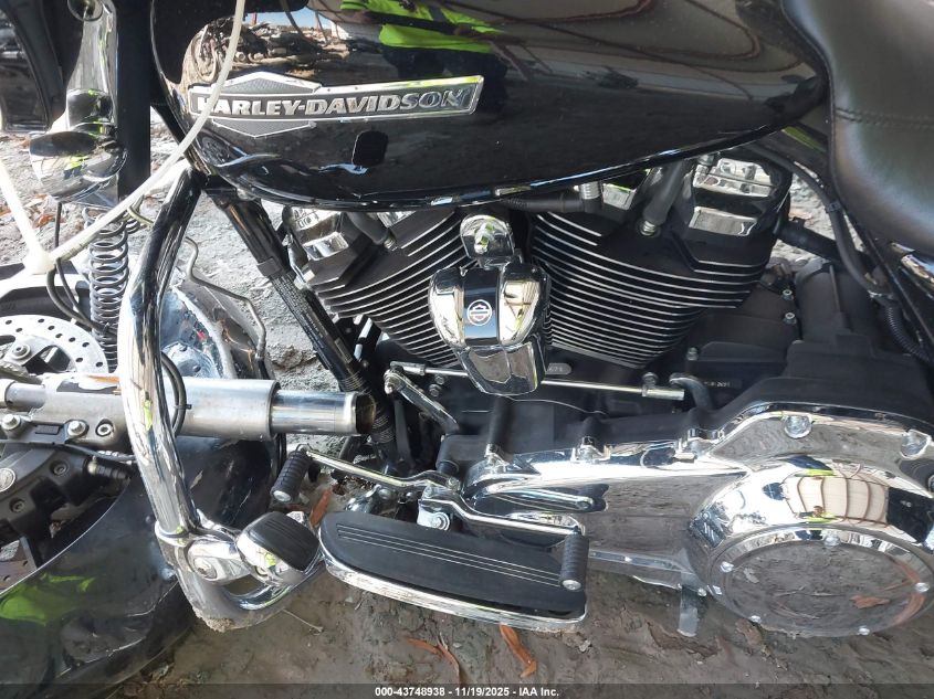 2021 Harley-Davidson Flhx VIN: 1HD1KBC16MB606667 Lot: 43748938