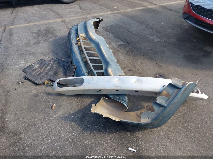 1996 Mercury Grand Marquis Gs VIN: 2MELM74W9TX642665 Lot: 43748953