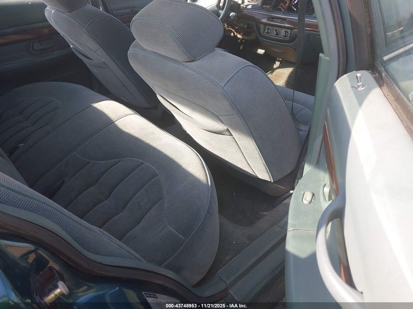 1996 Mercury Grand Marquis Gs VIN: 2MELM74W9TX642665 Lot: 43748953