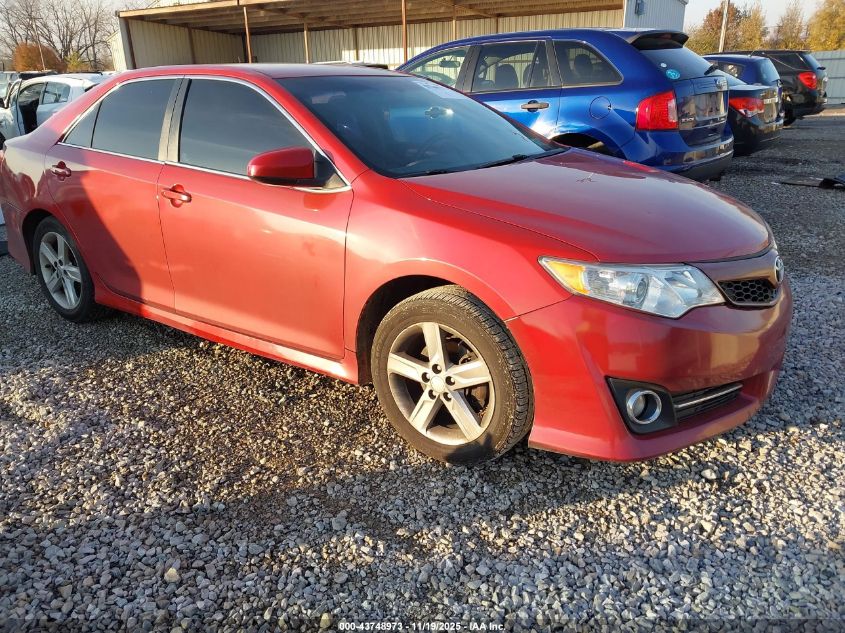 TOYOTA CAMRY SE