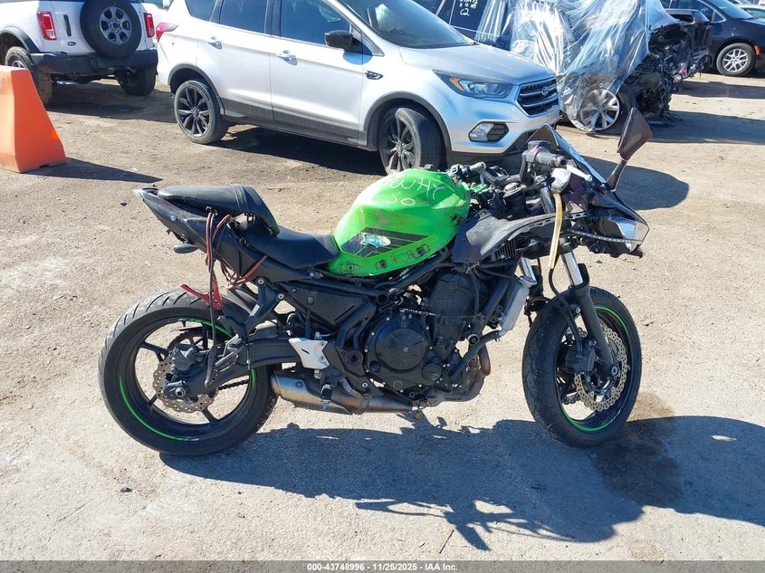 2024 Kawasaki Ex650 P VIN: ML5EXEP10RDAC5072 Lot: 43748996