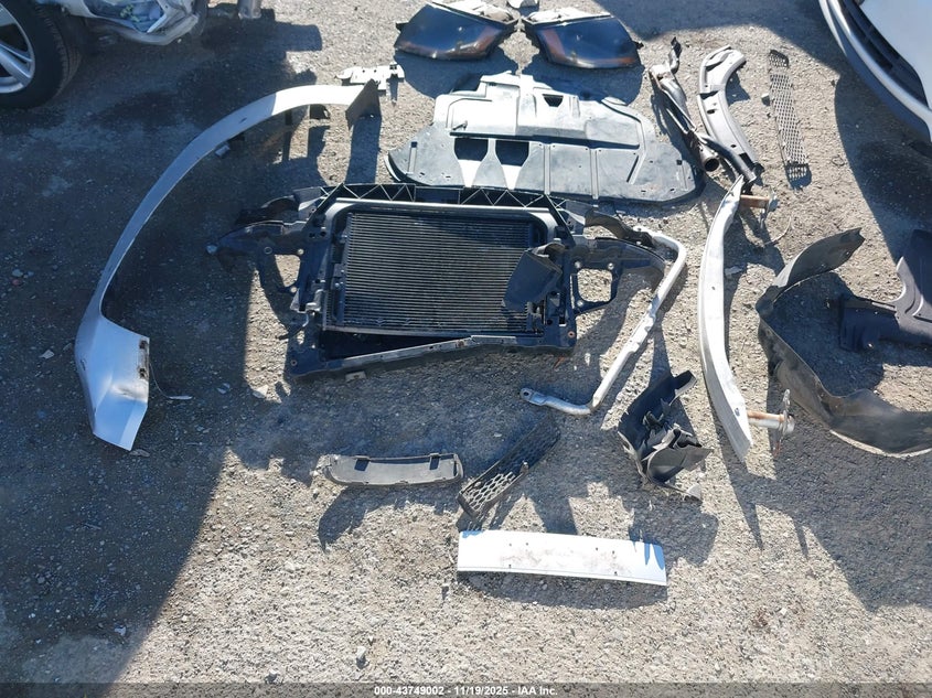 2000 Audi Tt VIN: TRUUC28N9Y1052260 Lot: 43749002