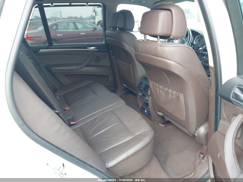 2008 BMW X5 4.8I VIN: 5UXFE835X8L160963 Lot: 43749093