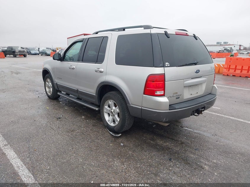 1FMZU63K52UD19560 2002 FORD EXPLORER photo no. 3
