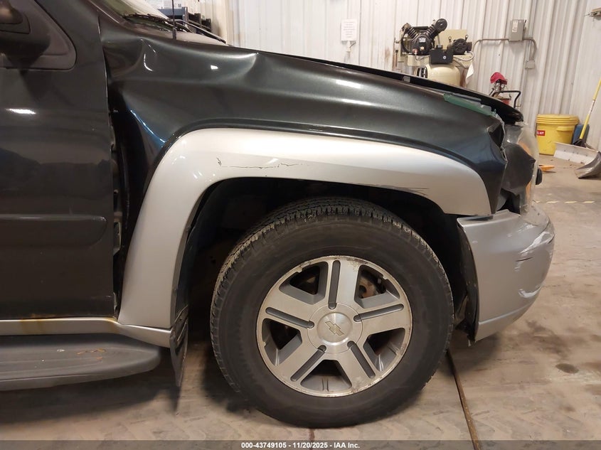 2005 Chevrolet Trailblazer Lt VIN: 1GNDT13S052309658 Lot: 43749105